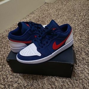 Jordan 1 Low SE Midnight Navy